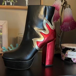 NIB forever 21 fire boots! 7.5